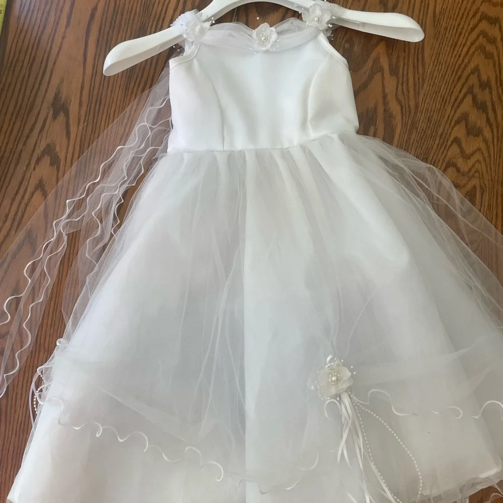 🟢 3 for $15 - FLOWER GIRL White chiffon dress with crinolines. Size 5T - Picture 1 of 8